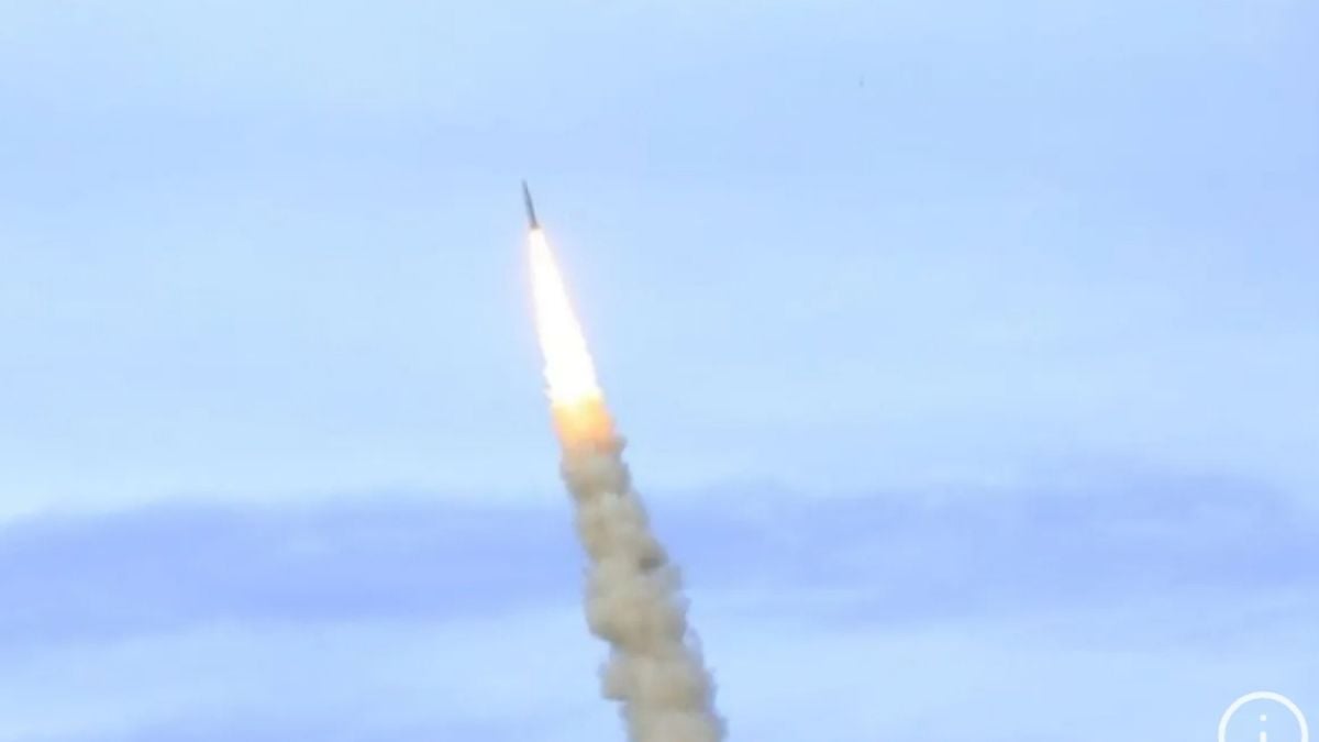 eerie-night-in-saudi:-7-ballistic-missiles-intercepted-near-oil-facilities