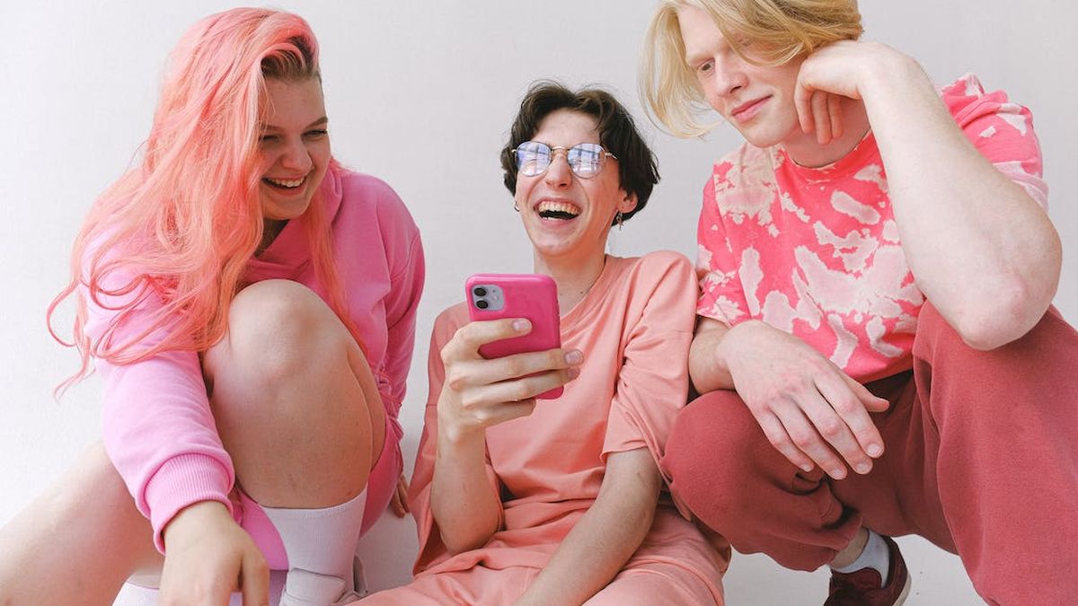 international-pink-day-april-8:-fight-intimidation-and-discrimination