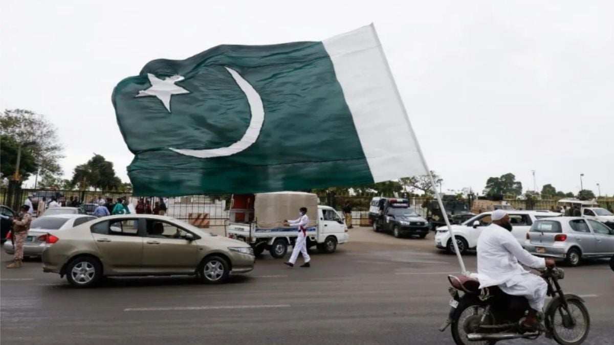us-“press”-pakistan-lobbies-iran,-trump-pursues-ceasefire-to-save-strait-of-hormuz