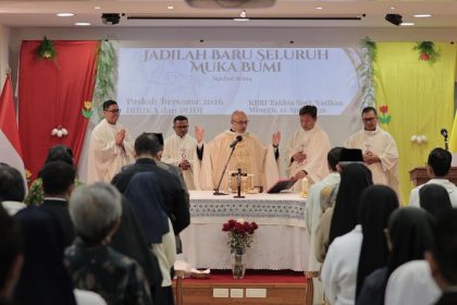 easter-together-at-the-indonesian-embassy-in-the-holy-see:-there-is-still-hope