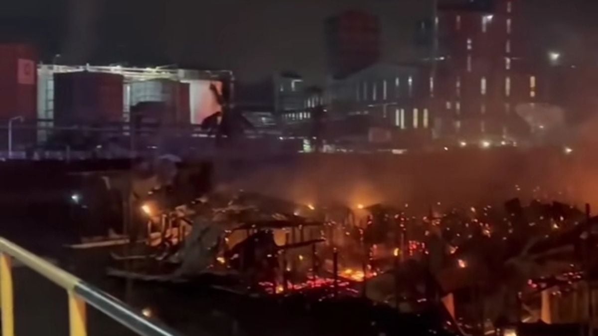 more-than-9,000-sabah-residents-become-victims-of-massive-fire,-1,000-houses-scorched