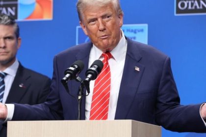 donald-trump-threatens-to-destroy-iran's-infrastructure-if-he-rejects-the-deal