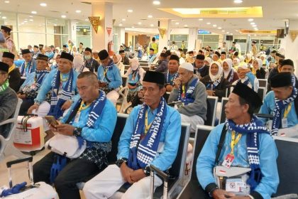 solo's-adi-soemarmo-airport-flies-360-first-batch-of-hajj-pilgrims-to-2026-hajj-embarkation-from-tegal-regency