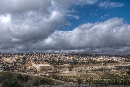 when-israel-evacuates-wounded-soldiers-in-taybeh,-hezbollah-carries-out-a-follow-up-attack-sending-two-drones