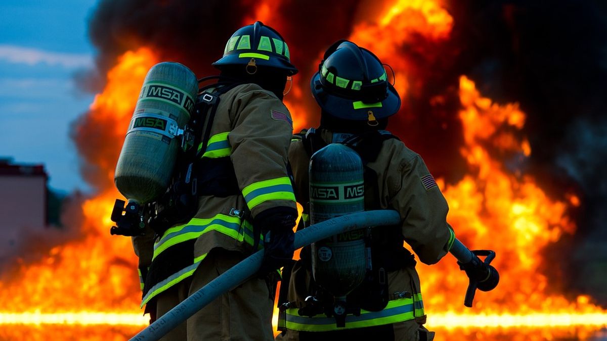 international-fire-fighters-day-may-4,-know-the-horrible-tragedy-behind-this-warning