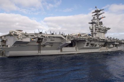 iran-claims-it-shot-down-a-us-warship-in-the-strait-of-hormuz,-washington-denies-the-attack-took-place