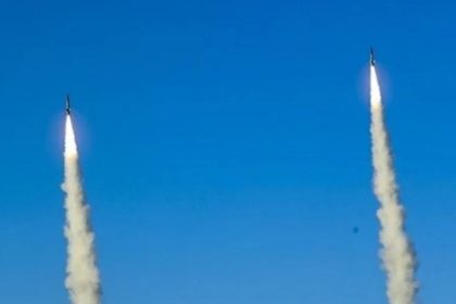 us-attacks-iranian-military-facilities-after-warship-attacked-in-strait-of-hormuz