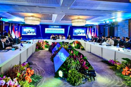 amid-global-turmoil,-president-prabowo-subianto-invites-asean-to-accelerate-energy-and-food-security-networks