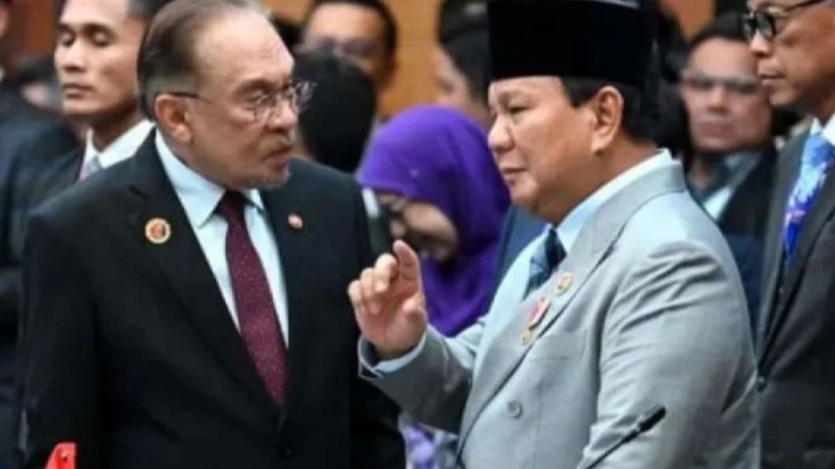 willing-to-be-nicknamed-'toilet-pm',-anwar-shows-educational-priorities-that-prabowo-doesn't-do-much?