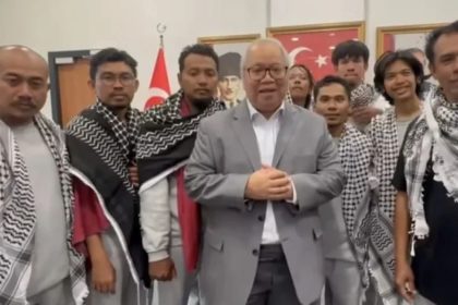 the-sad-story-behind-the-release-of-9-indonesian-activists:-electrocuted-and-shot-with-rubber-bullets-by-the-israeli-military