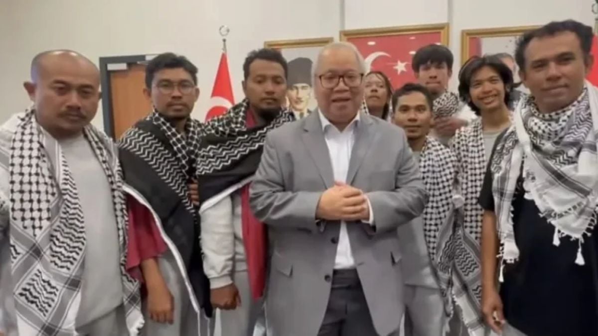 the-sad-story-behind-the-release-of-9-indonesian-activists:-electrocuted-and-shot-with-rubber-bullets-by-the-israeli-military
