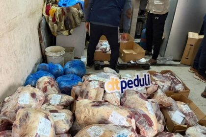 qurban-impact,-dt-peduli-distributes-two-tons-of-fresh-beef-to-6,000-gaza-residents