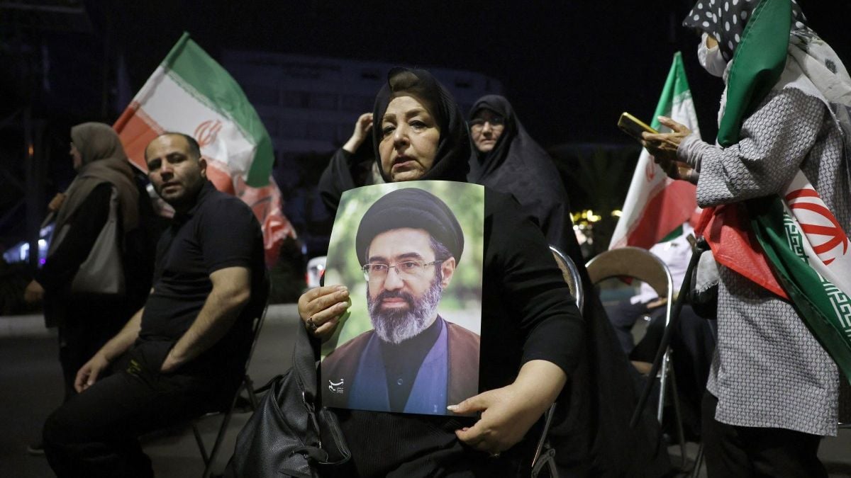 us-threatens-to-continue-war-if-iran-nuclear-negotiations-fail