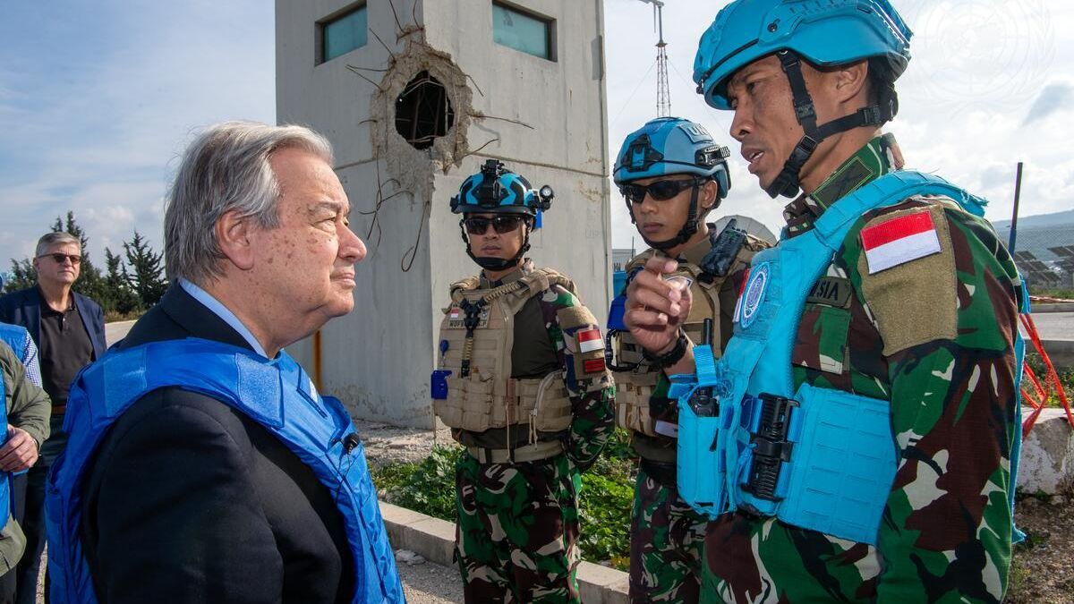 more-than-50-thousand-un-peacekeepers-risk-their-lives,-the-world-is-asked-to-act
