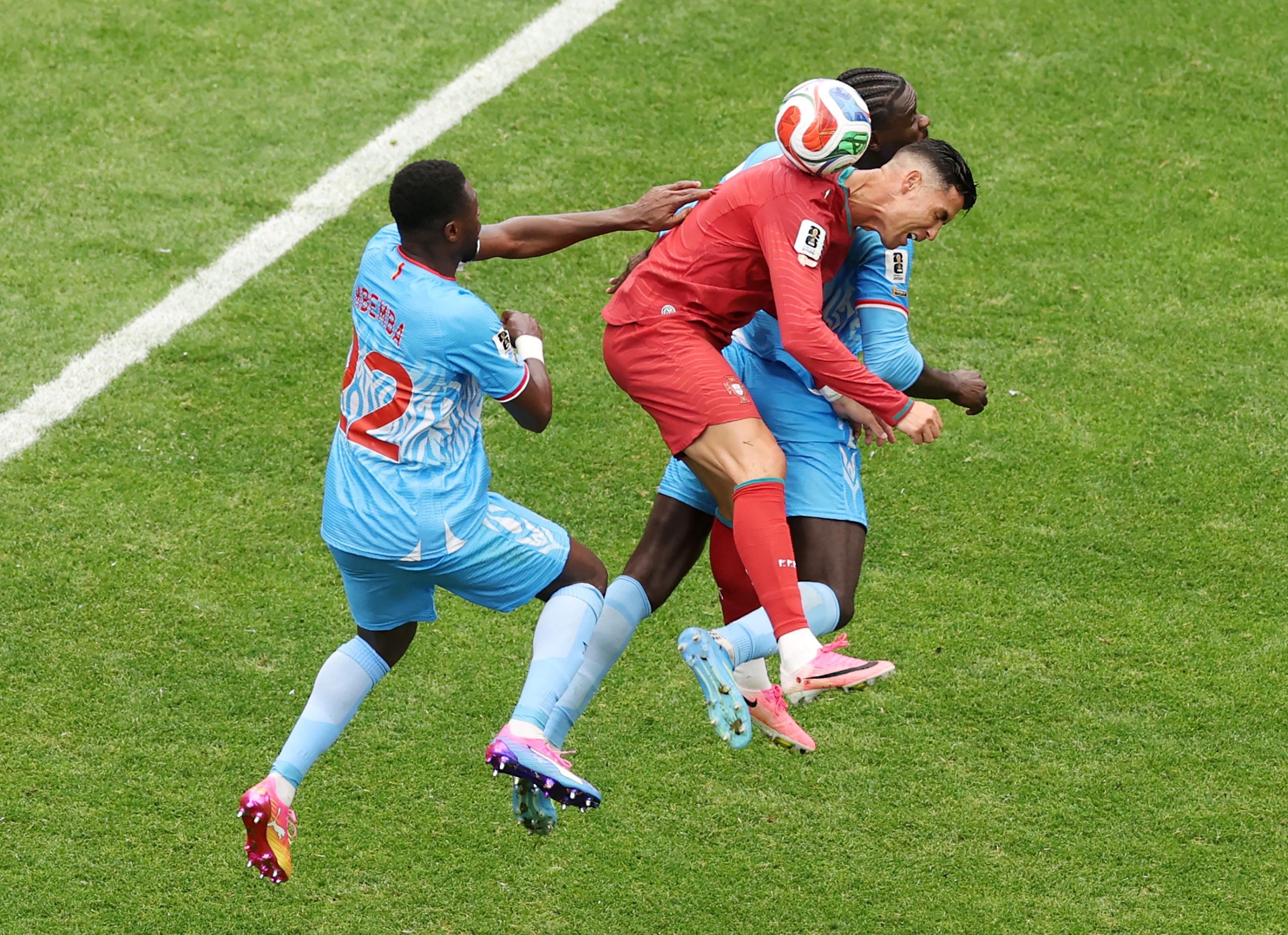 Portugal v Congo DR