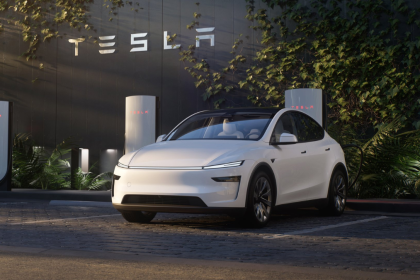 tesla-shares-drop-14-percent-in-one-day-because-of-trump-vs-musk,-investors-panic
