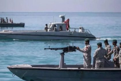 iran-threatens-to-completely-close-the-strait-of-hormuz,-oil-prices-jump-7-percent-in-one-day