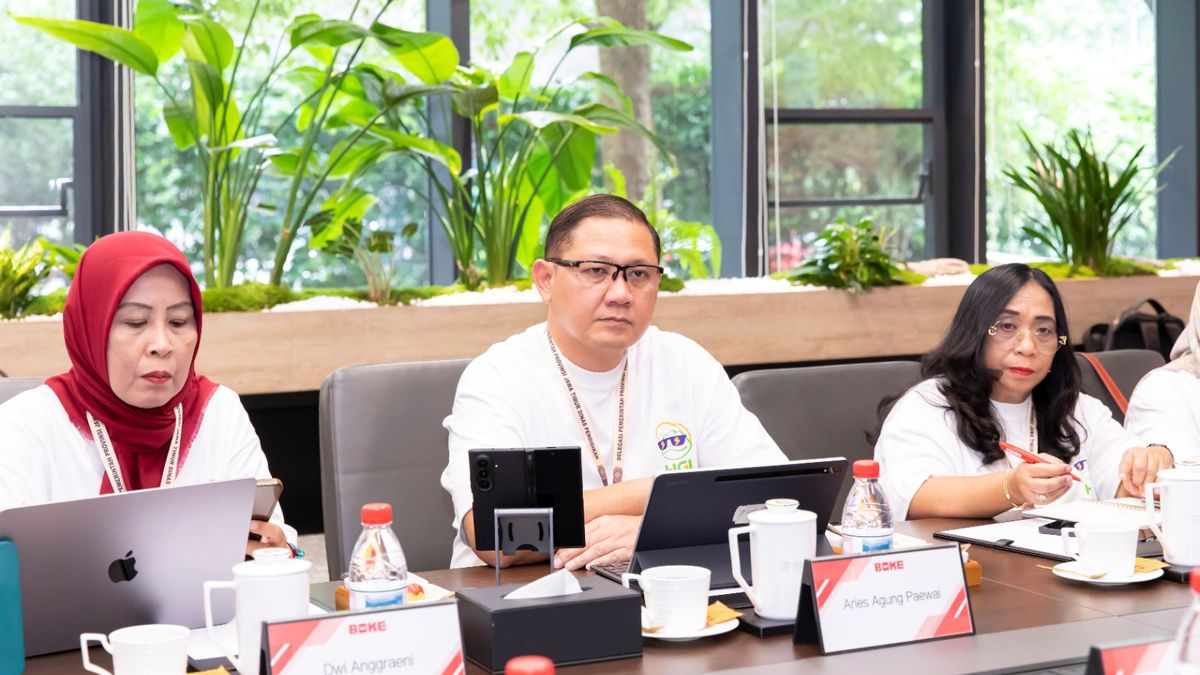 east-java-education-department-builds-collaboration-with-shanghai-to-strengthen-vocational-education-and-digital-industry