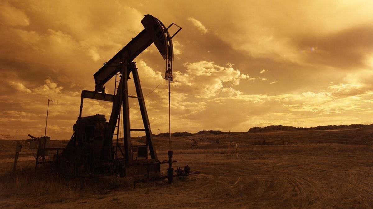 us-and-iran-sign-peace-agreement,-world-oil-prices-drop-again