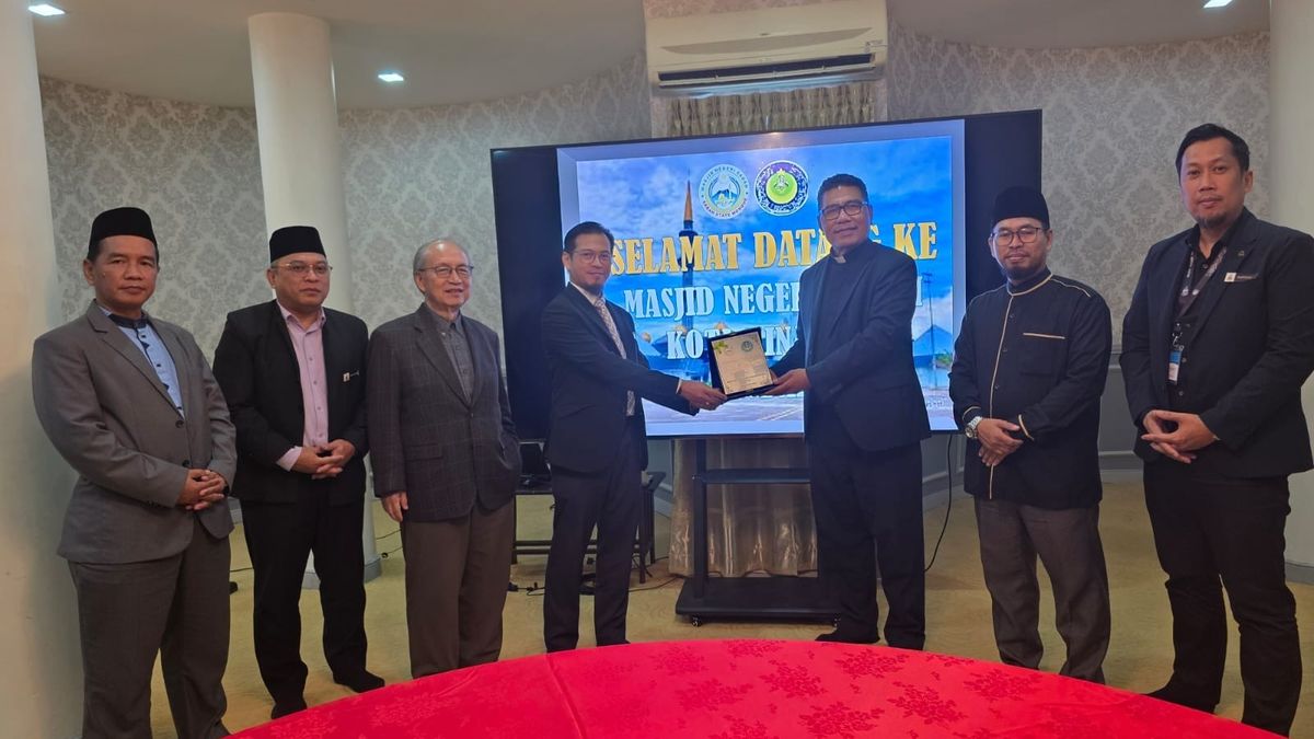 visiting-kinabalu,-padre-marco-discovers-the-similarities-between-indonesian-islam-and-sabah-islam