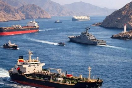 iran-announces-closure-of-strait-of-hormuz,-accuses-us-of-violating-peace-agreement
