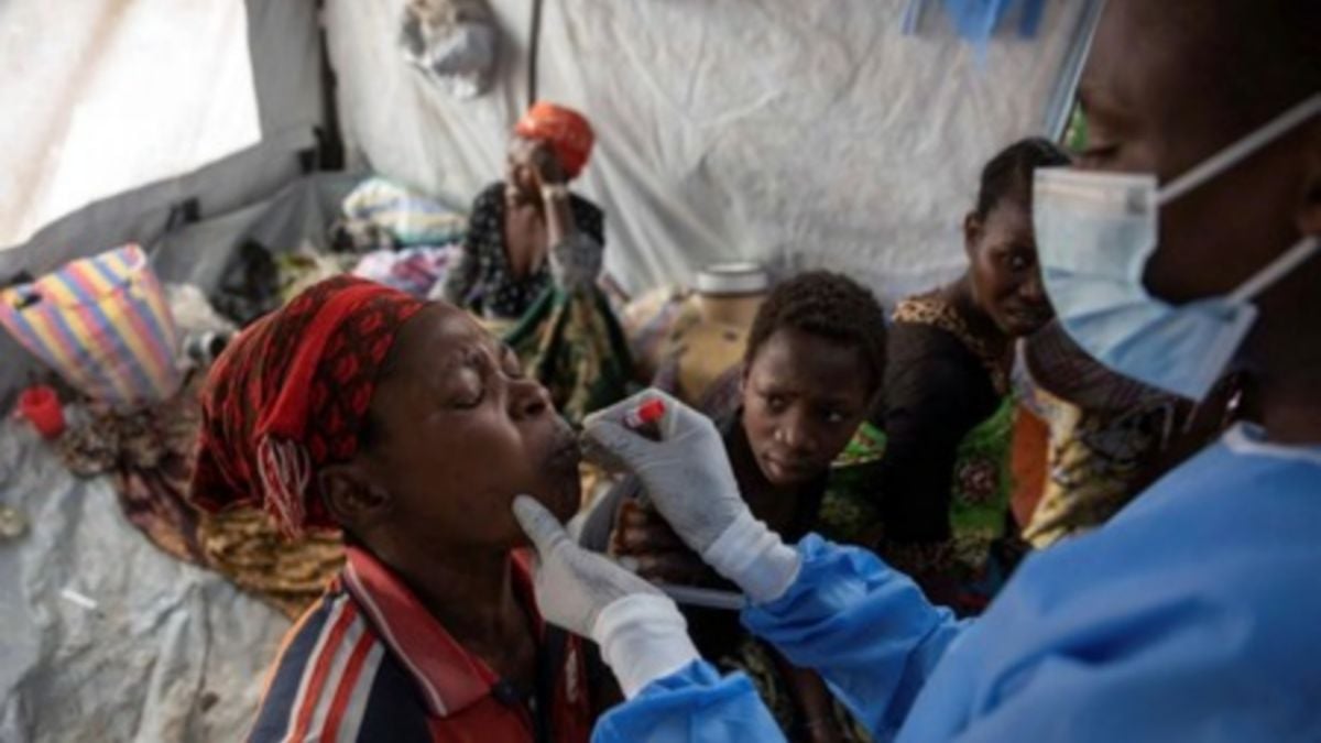ebola-spreads-in-congo-refugee-camps!-thousands-of-residents-trapped,-dozens-of-medical-personnel-infected