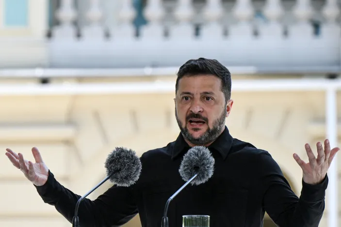 Ukrainian President Volodymyr Zelensky