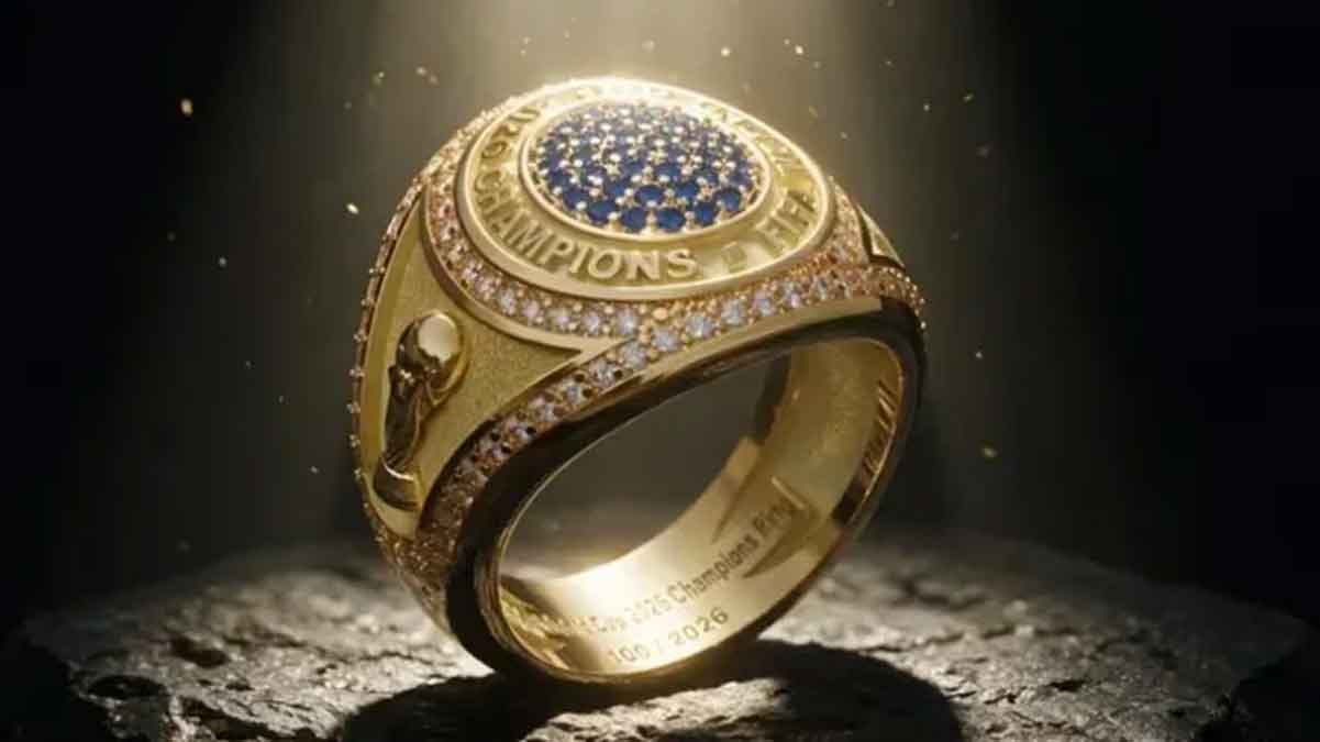 The limited-edition championship ring